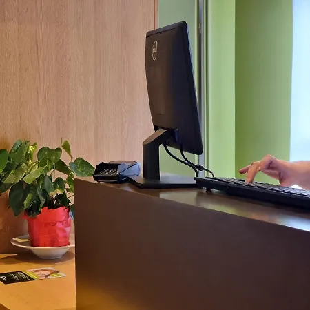 Le Puy-en-velay Hotel 2*